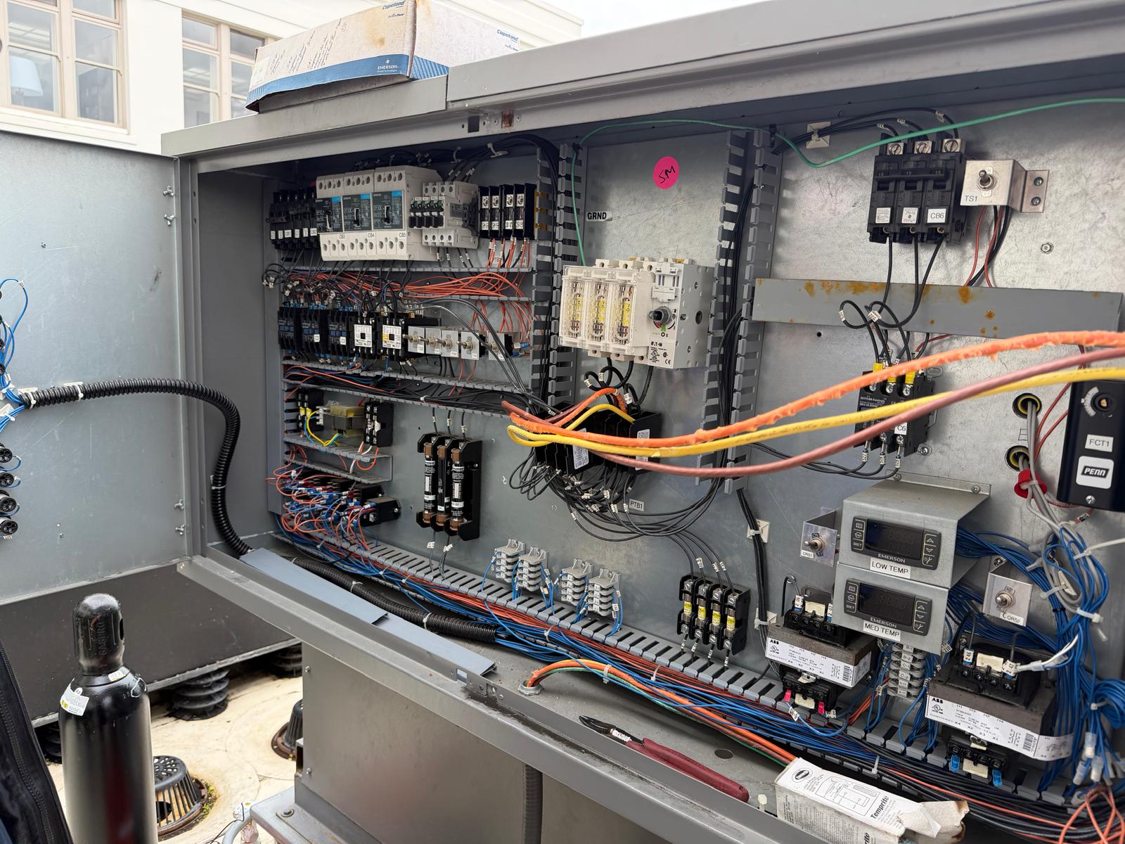 Emerson dual-temp controller retrofit with separate LOW TEMP and MED TEMP setpoints, ABB contactors, and Eaton fuse blocks